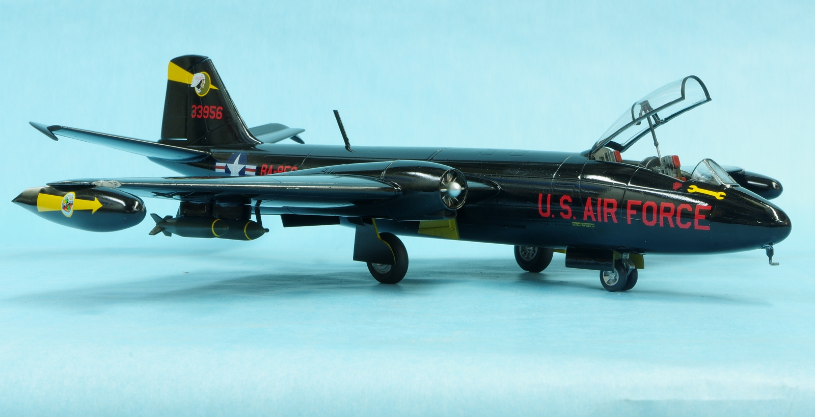 Airfix 1/48 Martin B-57B Canberra